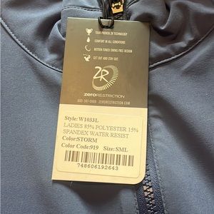 Zero Restriction Full Zip Tshirt